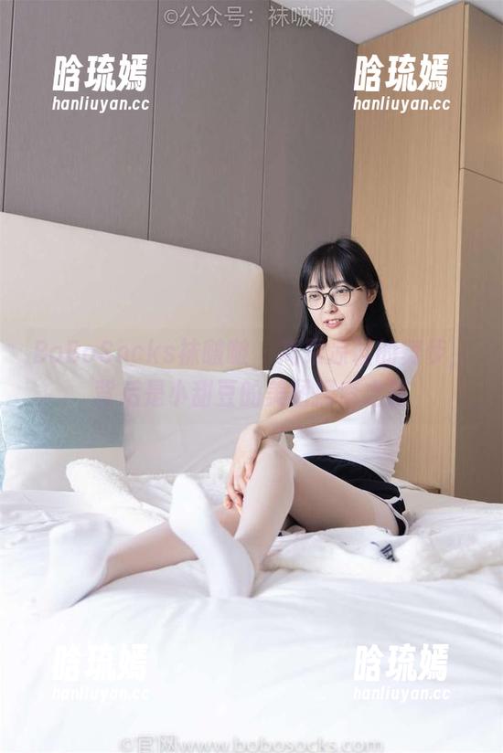 BoBoSocks袜啵啵 - 高跟凉鞋的舞步，背后是小甜豆的美图探索之旅