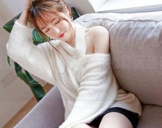 Feilin嗲囡囡 – 小蛮妖Yummy短裙写真集：高清版，让你一不小心就沉迷在这片“裙”海中。