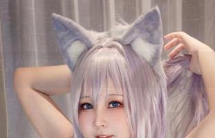 KANEKO咔喵的美图一天一见，㭴野泳装的灵动我爱了
