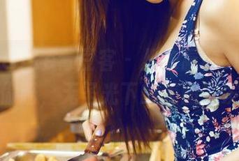 QingDouKe青豆客 – 从朱赢Molly的教室偷瞄，无圣光下的美图齐发！