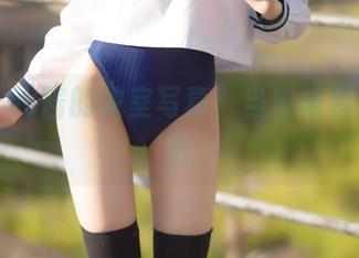 Tomoyo酱的教室写真：当黑板变成了舞台