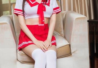 TouTiao头条女神 – 私房写真里的旗袍教授——听说莫晓希有自己的课程