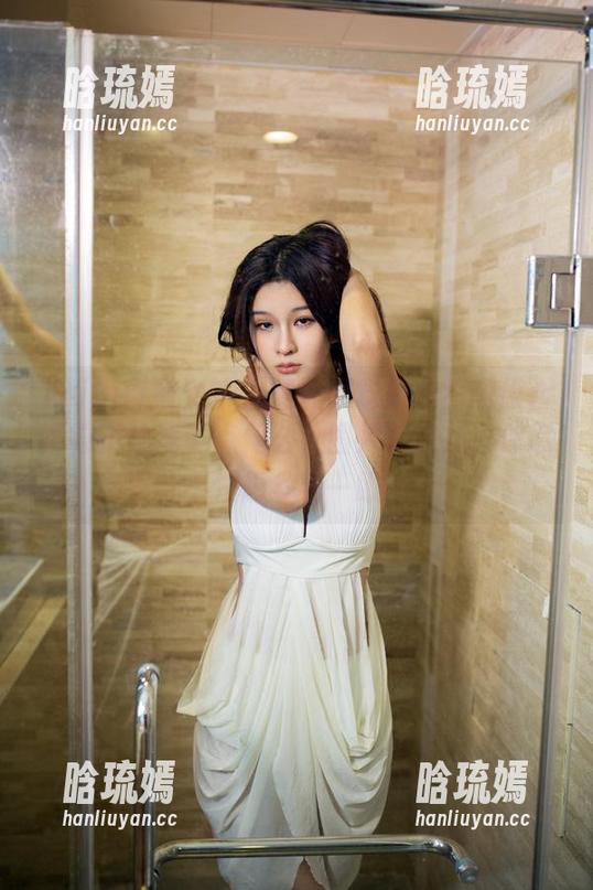TuiGirl推女郎 - 黑丝？松果儿？这组合不得不让我说点什么，图片在这儿，你忍不住想多看一眼。