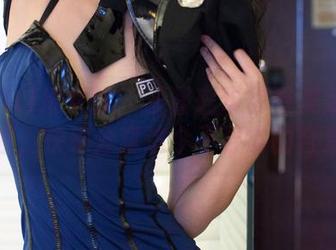 TuiGirl推女郎 – 王馨瑶带你看美足的另一面，快来分享这个不寻常的合集！