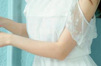 UGirls尤果网 – 艾霓莎的内衣秀，壁纸都想加入这趟Party！