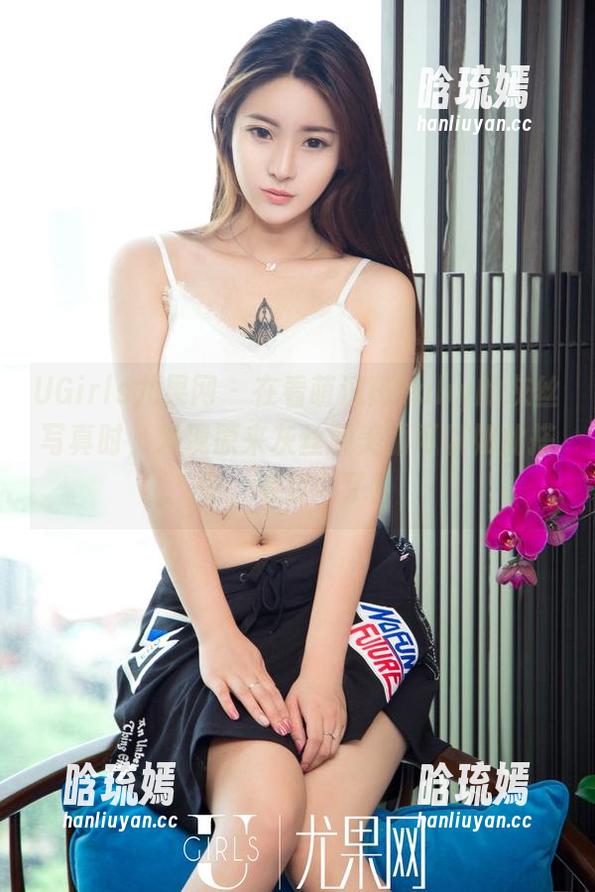 UGirls尤果网 - 在看萌汉药baby的灰丝写真时，发现原来灰丝和美丽可以如此搭配，太过分了！