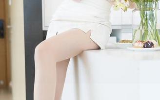 XIAOYU语画界 – 打卡杨紫嫣Cynthia的圣诞全套图集，居然找到了不一样的节日气氛？