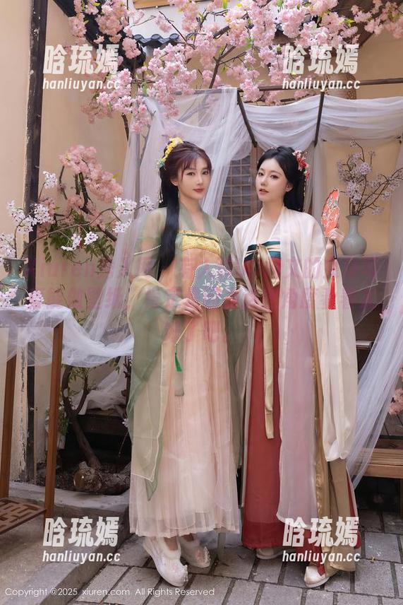 Xiuren秀人网 - 有人说UU阿文的女仆写真能做壁纸，肯定是因为这些角度看着太好了吧。