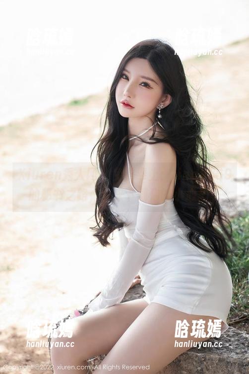 Xiuren秀人网 - 免费奉上：lingyu69的秘书之路，快来下载你的小心思。