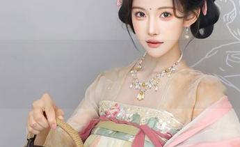 Xiuren秀人网 – 唐翩翩图集来看兔女郎，谁能抗拒这种反差萌？