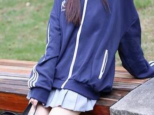 Xiuren秀人网 – 岁小岁的旗袍写真集：经典？还是翻车现场？