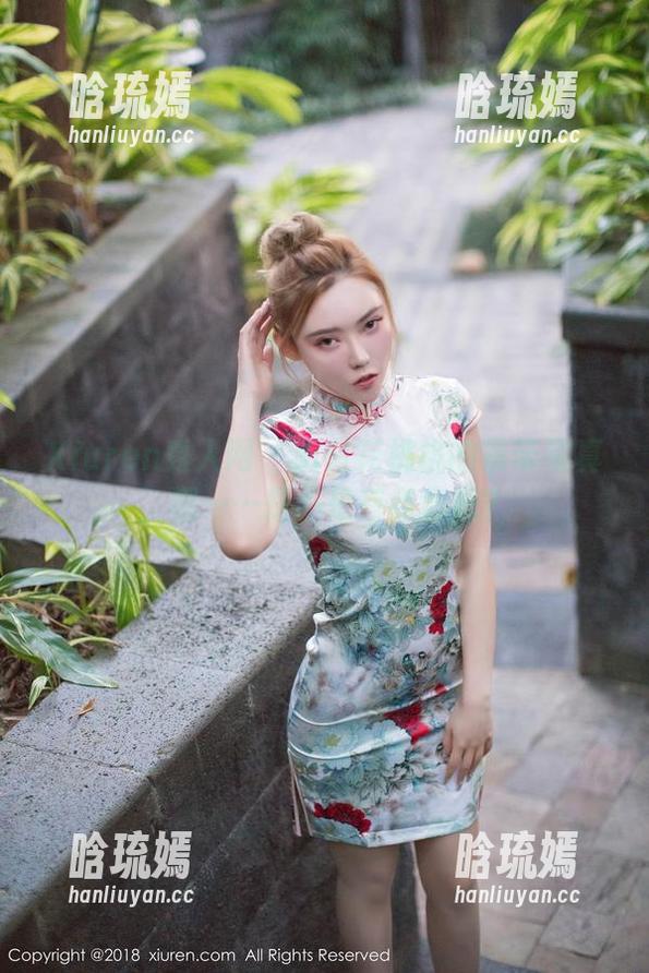 Xiuren秀人网 - 明日花桃桃的吊带写真，嗯……是不是有点意思？