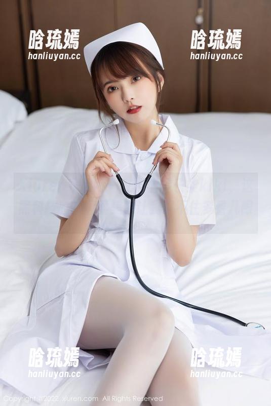 Xiuren秀人网 - 在线看星子柒kiki，这黑科技般的温柔美图让我忍不住多看几眼。