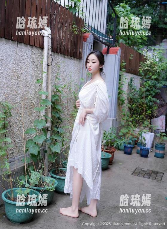 Xiuren秀人网-雨儿1494 Xiuren秀人网 - 雨儿1494的水手服福利,原图让人想一想就有点小激动。