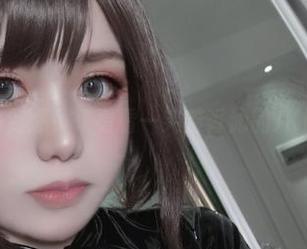 定制风格到爆！来看看一笑芳香沁的JK图片吧！
