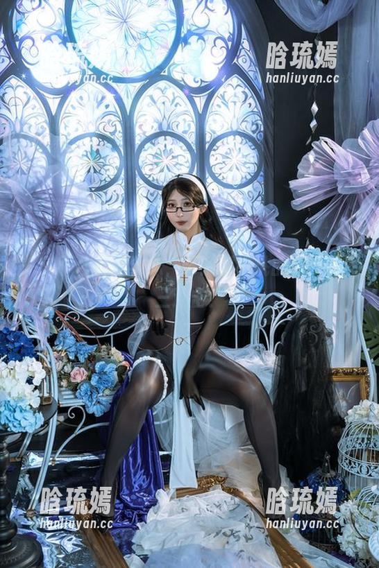 一言不合就变学妹，云溪溪奶桃的cos原图三连击！