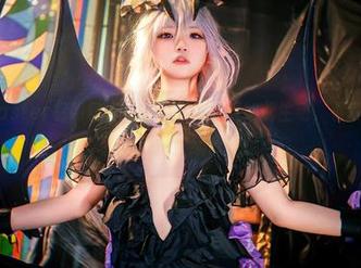 伊喵_Master将明日方舟的巫恋演绎得如此生动，看来这资源明天我还得继续欣赏。