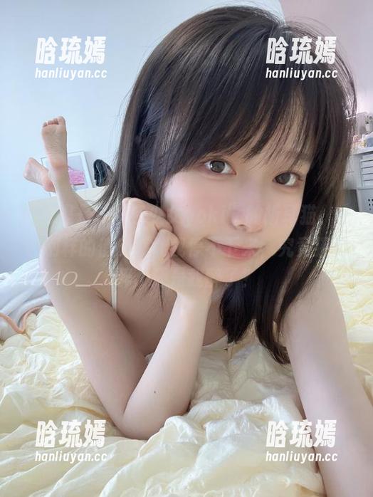 图包里是“发条少女yoki”的折耳猫，一种别样的俏皮感让我停不下来，究竟猫猫醉了还是我醉了？