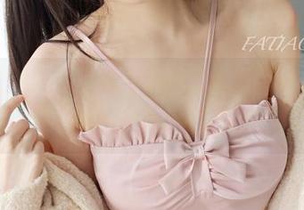 图库中的发条少女yoki，油亮写真真的是瞎眼的美丽，咋办？