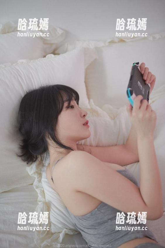 姜仁卿(강인경)的嘴巴图包，不小心发现了新大陆