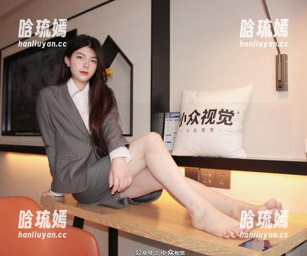 小众视觉-小薯条 小众视觉 - 小薯条又来了!这版瑜伽写真集难道是给我上了什么课?