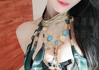 微密圈 – 小玉吃果冻的双人写真集，谁说只有一个人才能引起注意？分享一下别样的风景吧！