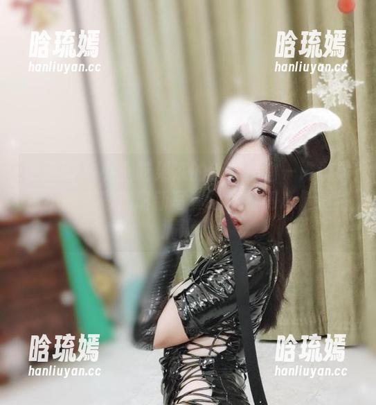 微密圈 - 小玉吃果冻的新作黑白—谁说黑白不能有彩？最新写真让你看得心情逼格满满！