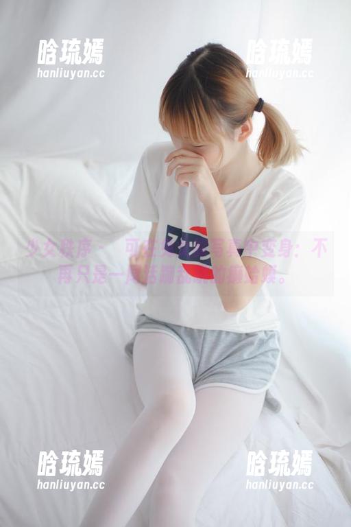 少女秩序 - 晞可在兔女郎写真中变身：不再只是一尾活蹦乱跳的癞蛤蟆。