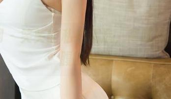 尤果网 – 笑笑的私拍精选，高跟鞋让人捧腹的时刻