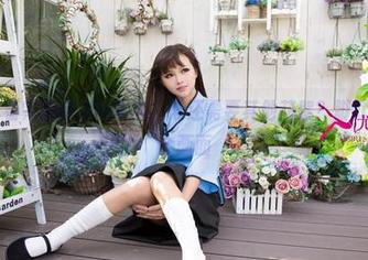 尤果网 – 看完颜亦汐的写真，谁还需要其他花絮？脚就能撑起整个画面