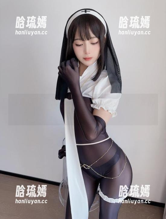 精选自布丁大法的“比基尼”：每一张都像是在挑衅我