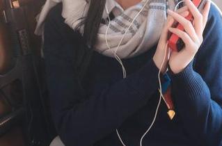 没想到皮衣能把弥音音ww打造成如此“冷酷”高清女生。