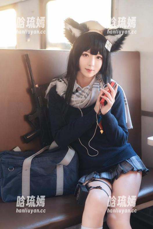 没想到皮衣能把弥音音ww打造成如此“冷酷”高清女生。