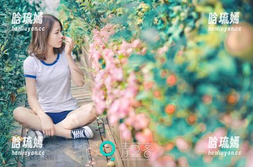 推女神 - 泡在梦想里的晓艾fafa，原图让浴缸充满无限可能