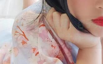 严谨对待每一个睡衣选择，杏子夫人教你如何把美图选得像大师一样。