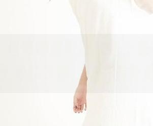 果团网 – 这短裙我觉得穿着不是重点，重点是周于希的表情，快来看免费图片。