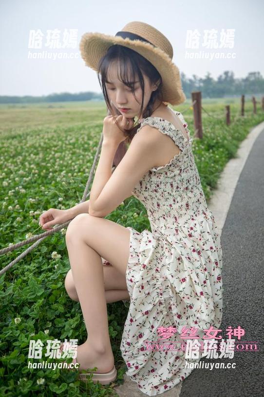 梦丝女神 - 震惊，晓晓高跟鞋高清写真集，造型犀利到可以斩断一切！