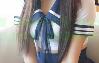 模范学院 – 我没法不关注！夏瑶baby的高清浴缸写真，看得我眼都花了。