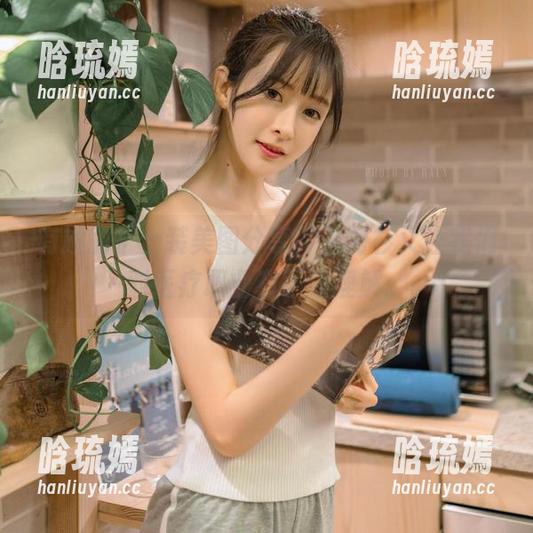 有趣的护士装美图分享，王羽杉又让我们对医疗职业有了新理解。