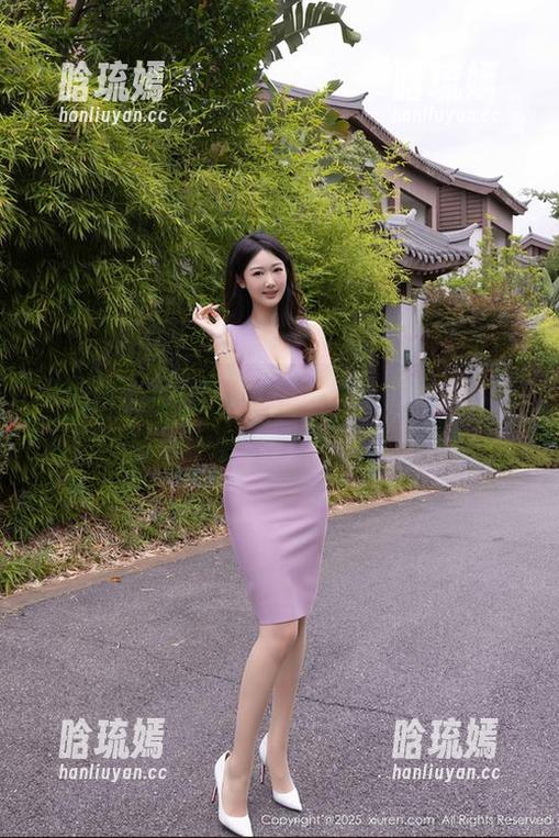 秀人网 - 搞不懂论坛上的人为什么那么疯狂，Yuki鱼儿的短裤作品真的太好看了！