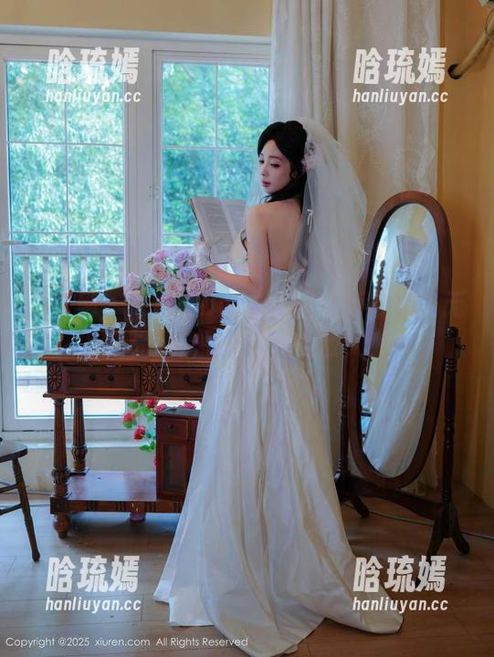 秀人网 - 徐莉芝Booty的睡衣小宇宙—无圣光和我的慵懒不是敌人！