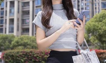秀人网 – 悠悠YOYO的皮衣合集：每一件都能引出一次又一次的“你一定是在逗我”。