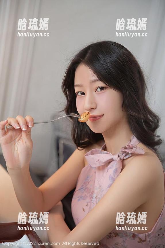 秀人网 - 听说绯月樱最新图集的黑色蕾丝丝袜美腿是催眠的最佳材料？！