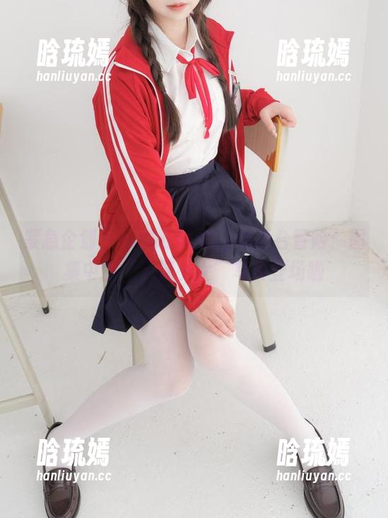 紧急企划-小奶糕Milky 紧急企划 - 小奶糕Milky的天台冒险:图集中的“云端少女”写真登场啦