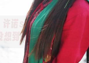 美媛馆 – 许诺sabrina与泳衣：那张我在图片里没想到的姿势，这资源丢不掉啊！