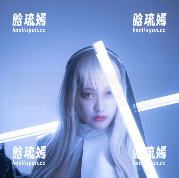 精选脱尾巴Mizuki的天台时光，真的是让人忍不住多看几眼