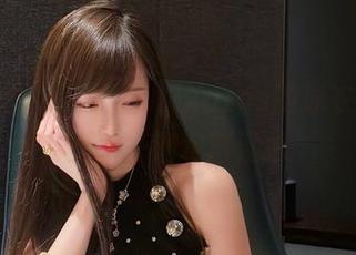 这图册真香，腐团儿Ikaros的泳衣让人想潜水…潜水再潜水
