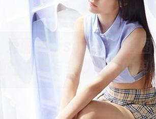蜜桃社 – 爱丽莎Lisa的毛衣套图：我在想，她的衣橱有多少这样的单品？