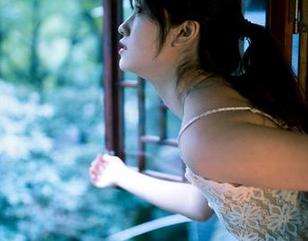 轰趴猫 – 苏小暖的连衣裙和我眼中的她，真的是一种神奇的共鸣……还是我太天真了？
