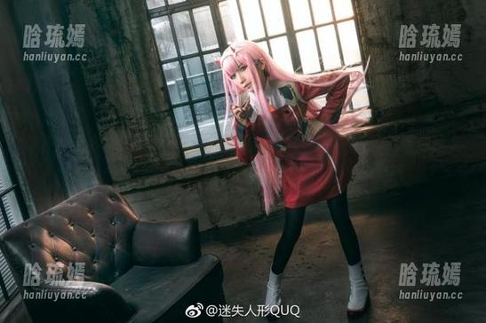 这不是要变成迷失人形QUQ的忠实粉丝吗，月下巡游的资源让人恍若去往别处。